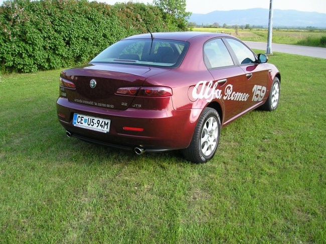 Alfa Romeo 159 2,2 JTS  (test) - foto povečava