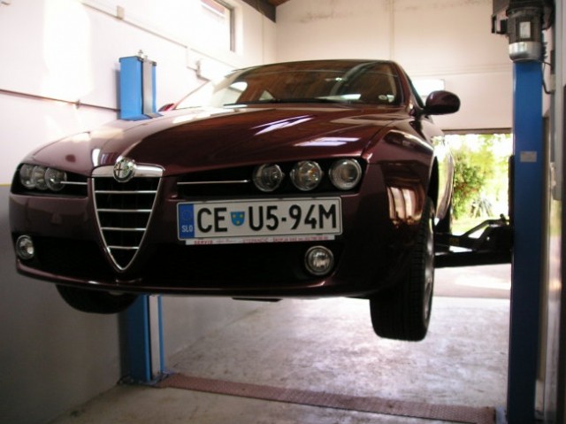 Alfa Romeo 159 2,2 JTS  (test) - foto