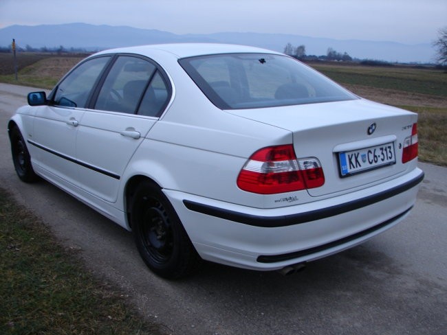 BMW 320I - foto povečava