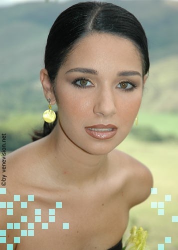 Daniela Alvarado - foto povečava