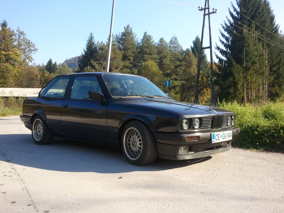 E30 bb - foto povečava