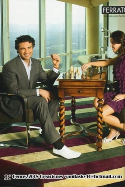 Jaime Camil - Andrea - Ferrato - foto povečava