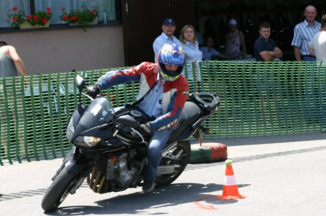 Spretnostna vožnja za DP Trebnje 2006  - foto
