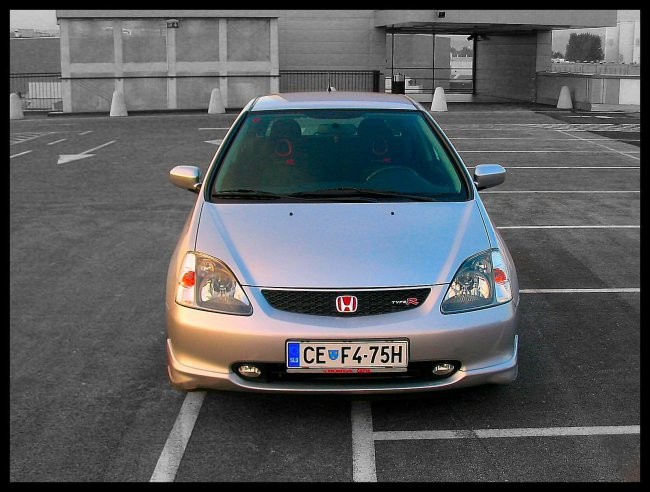 TYPE R ZA V KOLENDAR - foto povečava