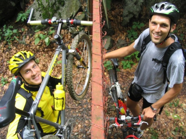 Kolesarjenje Kočevski rog 040904 - foto