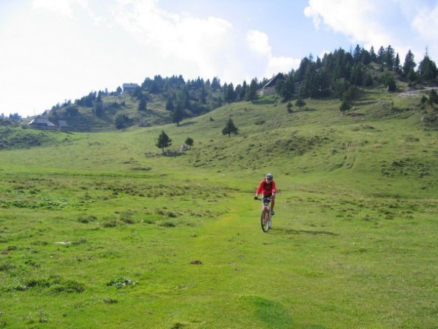 Kolesarjenje Velika planina 050906 - foto