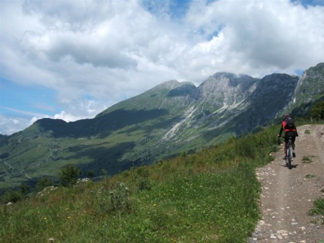 Kolesarnje Sleme-Kuhna 060707 - foto