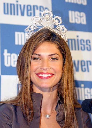 Justine Pasek - Miss Universe 2002  - foto