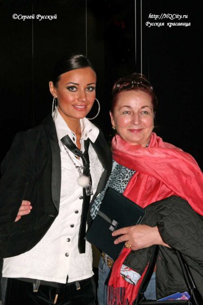 Oxana Fedorova-miss universe 2002 - foto
