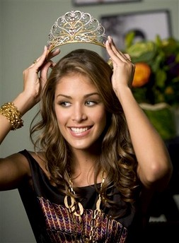 Miss universe 2008-Dayana Mendoz - foto