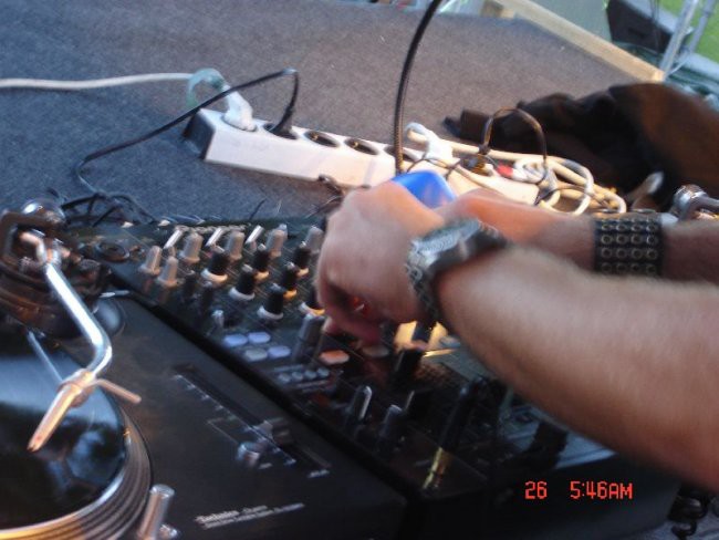  Žur z razlogom: DJ UMEK@TIVOLI, 26/8/06  - foto povečava