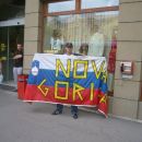 Naša znamenita zastava z napisom Nova Gorica