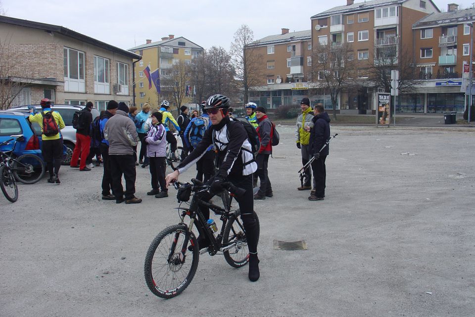 Predsilvesterski pohod 10. jubilejni 2011 - foto povečava