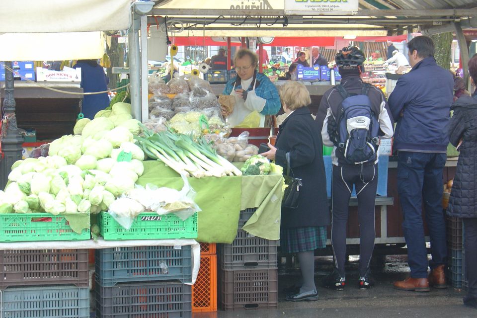 Na ljubljansko tržnico po zelje 23.11.2016 - foto povečava
