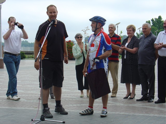 Vukovar - ljubljana 2008 - foto