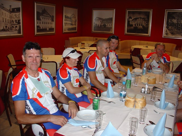 Vukovar - ljubljana 2008 - foto