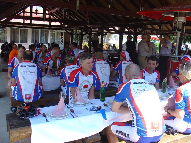 Vukovar - ljubljana 2008 - foto