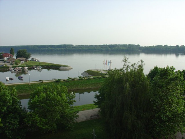 Pogled iz hotela zadaj Donava
