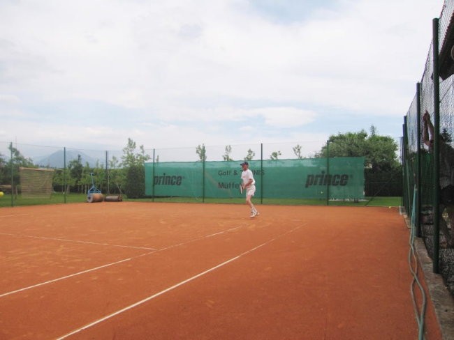 Tenis 4.junija2005 - foto povečava
