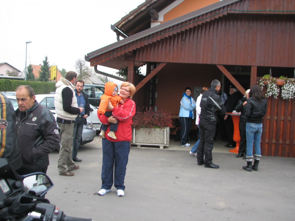 Piknik 25.11.2008 - foto povečava