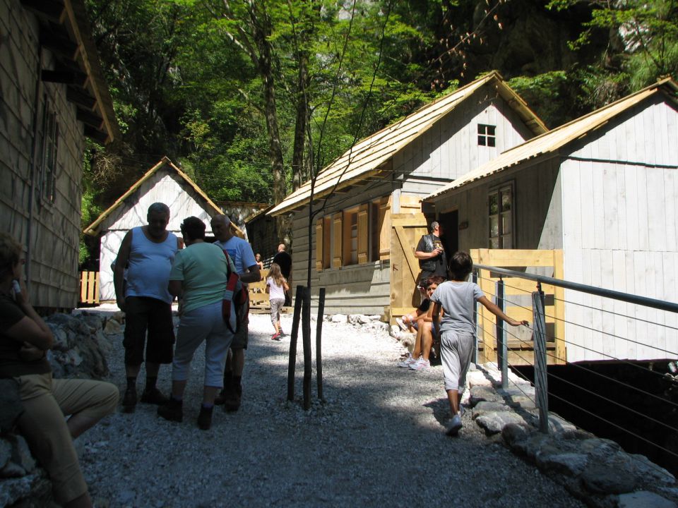 Bolnišnica Franja 22.08.2010 - foto povečava