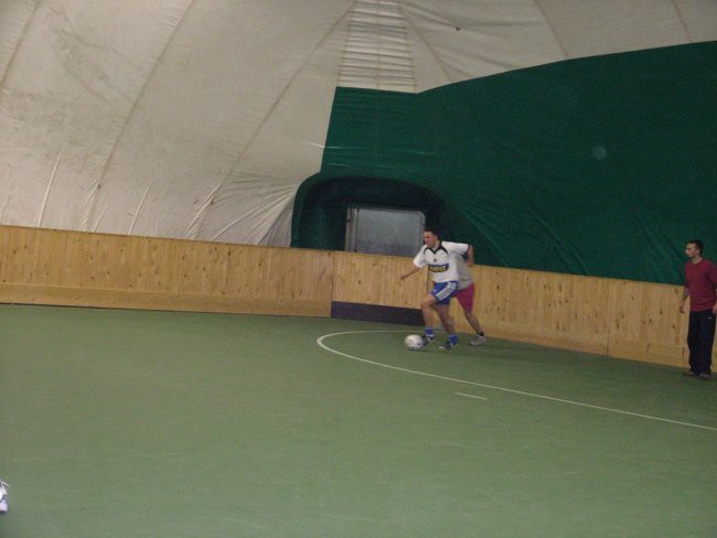 20061107_Indoors football (SRC Jezica) - foto povečava