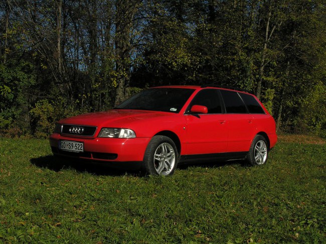 Audi a4 2.5TDI V6 - foto povečava