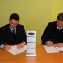 g. Juric in g. Stankovic, podpis sponzorske pogodbe