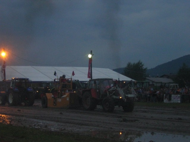 1. tractor pulling SLO - foto