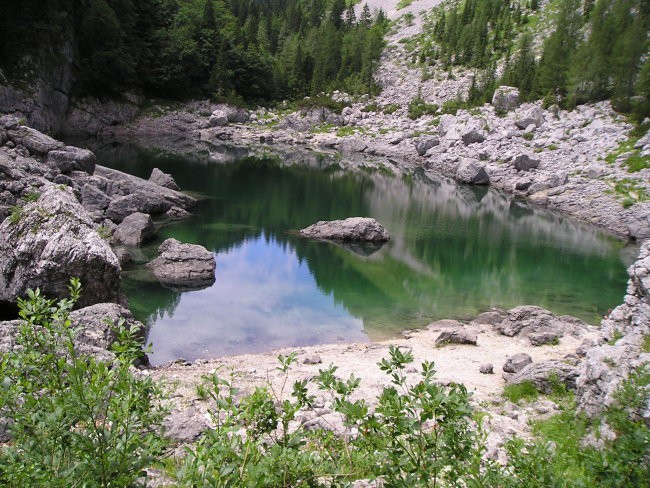 Črno jezero (prvo)