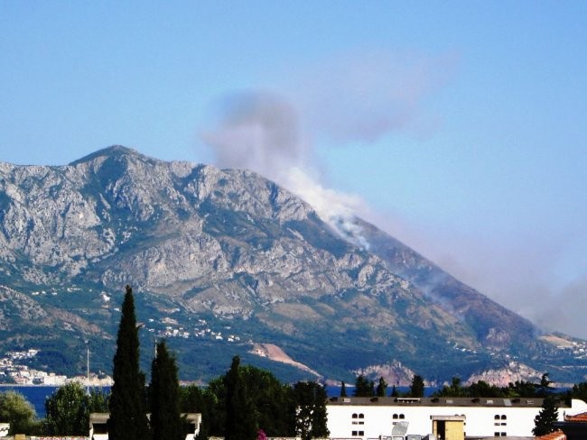 Budva-Sv. Stefan - pozar - foto povečava