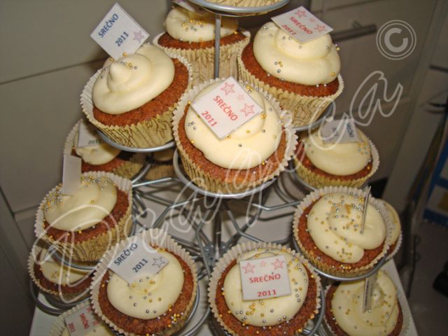 2011 New Year Cupcakes