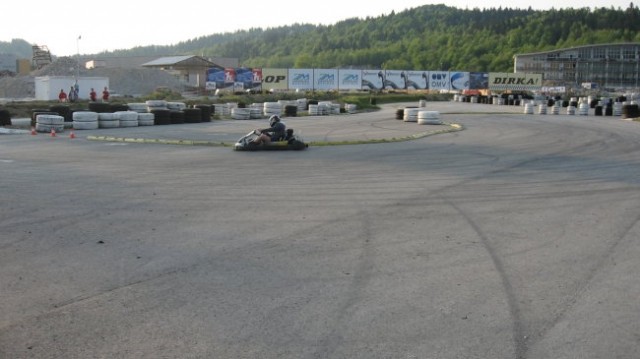 SLORBR karting Logatec - foto