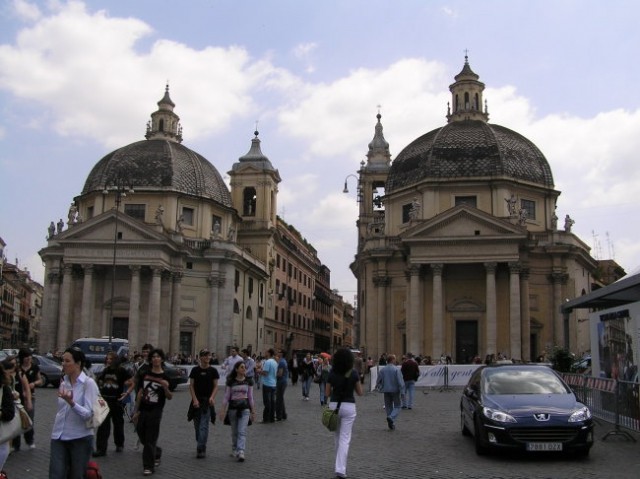 Piazza del Popolo - še eden od popularnih trgov.