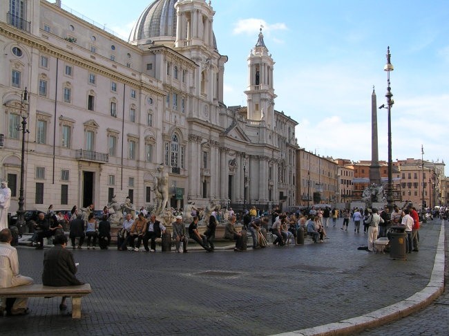 Piazza Navona - eden najprijetnejših trgov