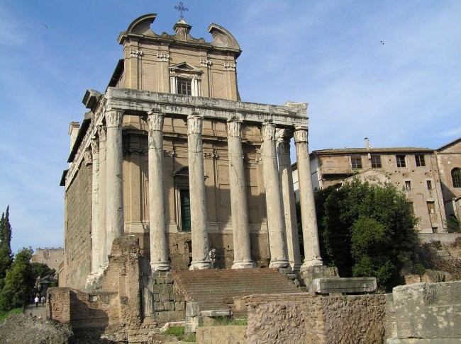 Tempelj na Foro Romano - rimski forum