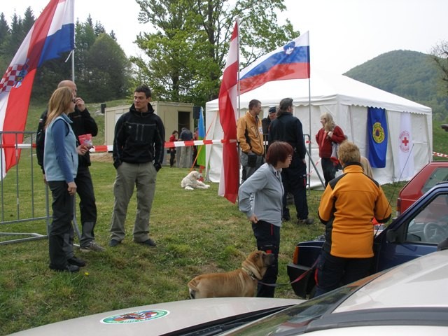 Državno prvenstvo in IRO tekma reševalnih pso - foto povečava