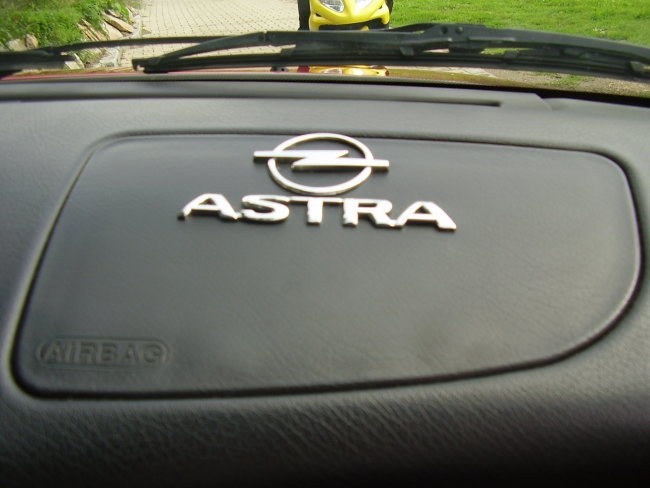 Old Astra  - foto povečava