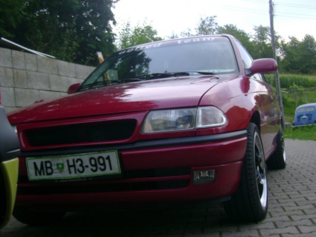 Old Astra  - foto
