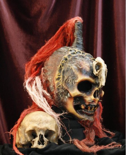 Bone shaman- maska, smodiš